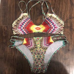 Medium new without tags Cupshe Peacock Bikini